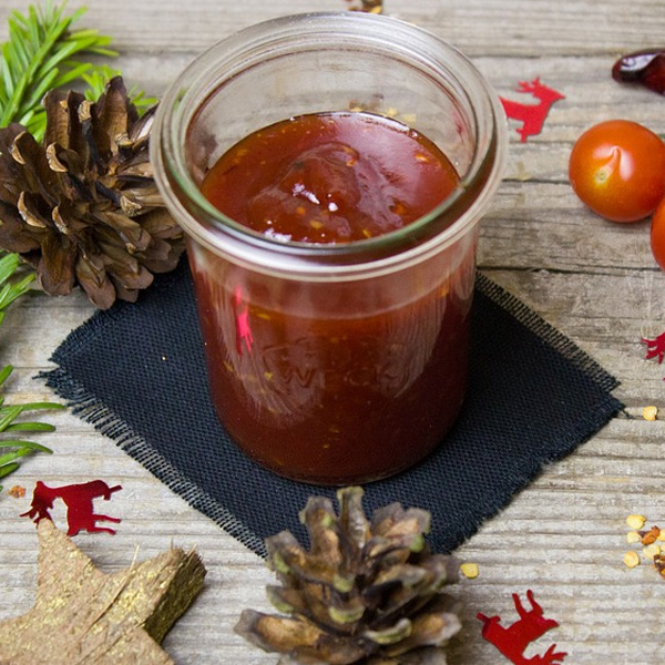 chilli-Jam-made-using-certo-liquid-pectin-for-a-consistent-set