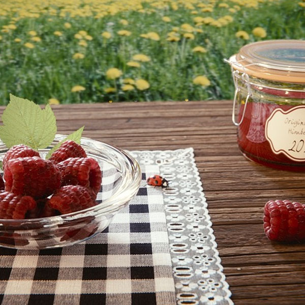 raspberry-jam-loganberry-jam-or-tayberry-jam-made-using-certo-liquid-pectin-for-a-consistent-set